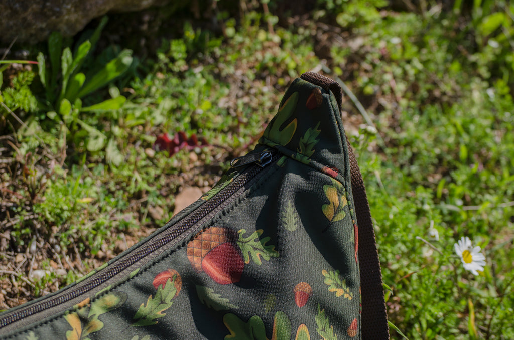 Song of the Oak - Crescent Bag