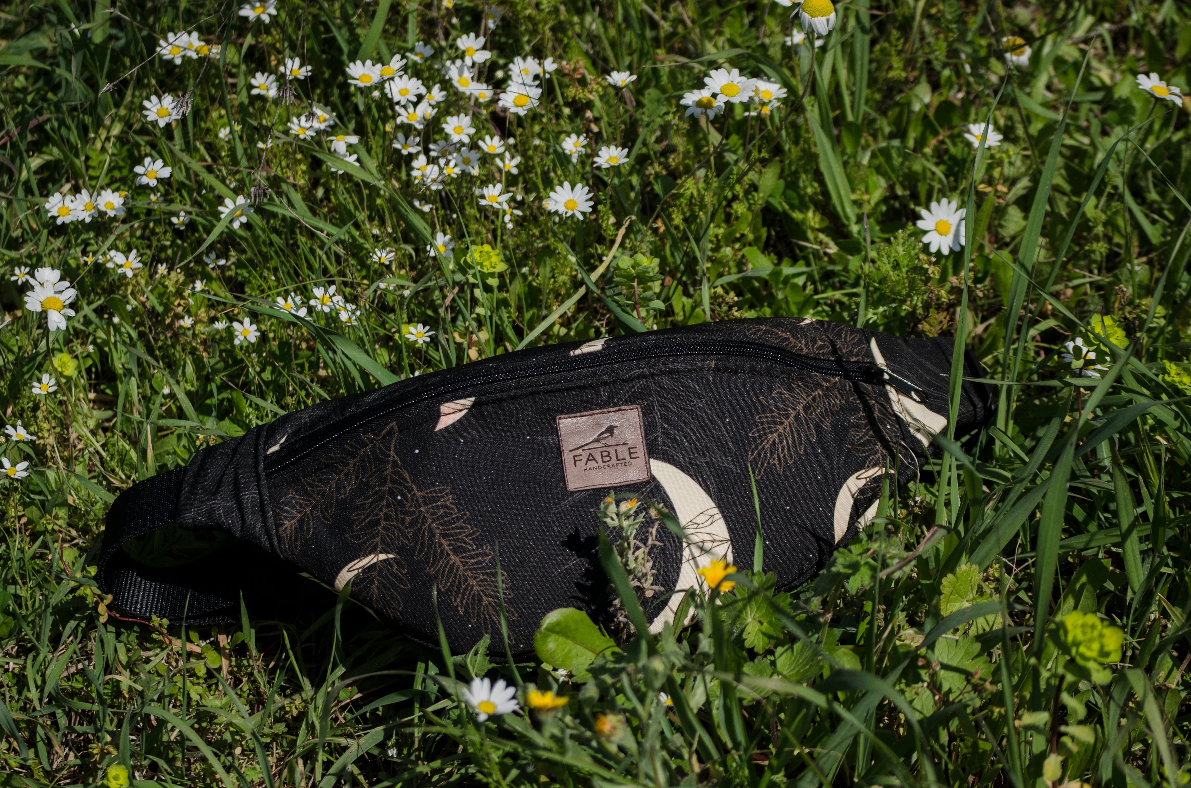 Lunaris - Waist Bag Banana